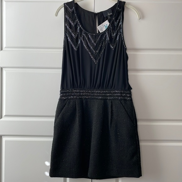 Greylin Dresses & Skirts - Greylin black sparkle beaded mini dress medium NWT